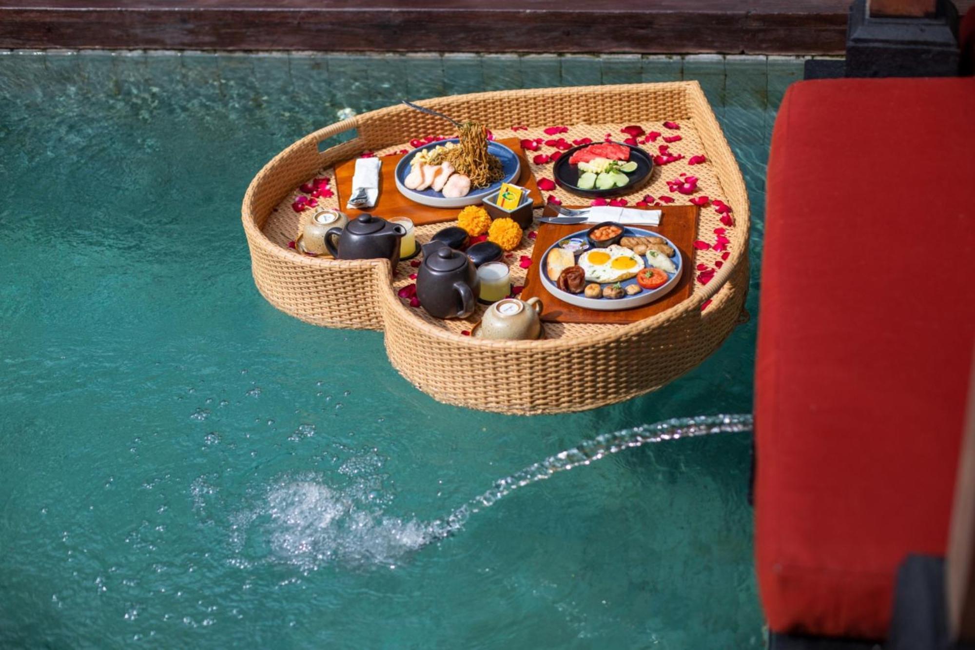 Nyanyi Sanctuary Villa By Ini Vie Hospitality Танах Лот Экстерьер фото