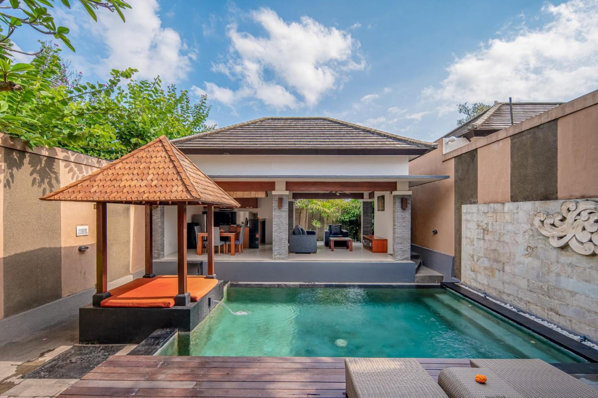 Nyanyi Sanctuary Villa By Ini Vie Hospitality Танах Лот Экстерьер фото